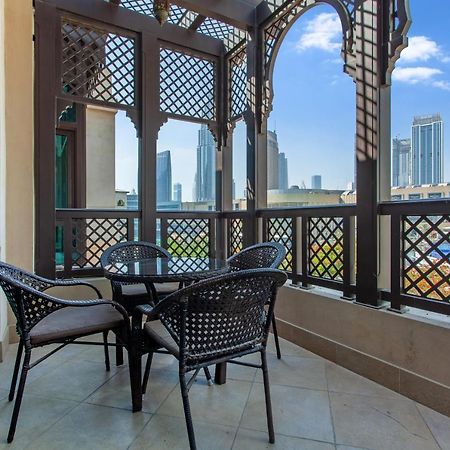 Bnbmehomes - Traditional Meets Modern In Downtown - 5041 Дубай Экстерьер фото
